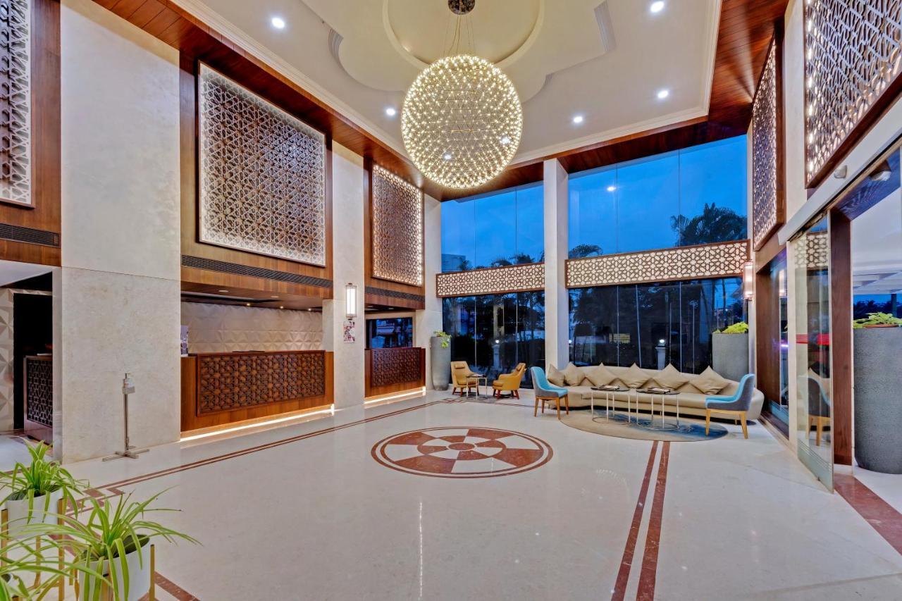 The Fern Residency Hubballi Экстерьер фото