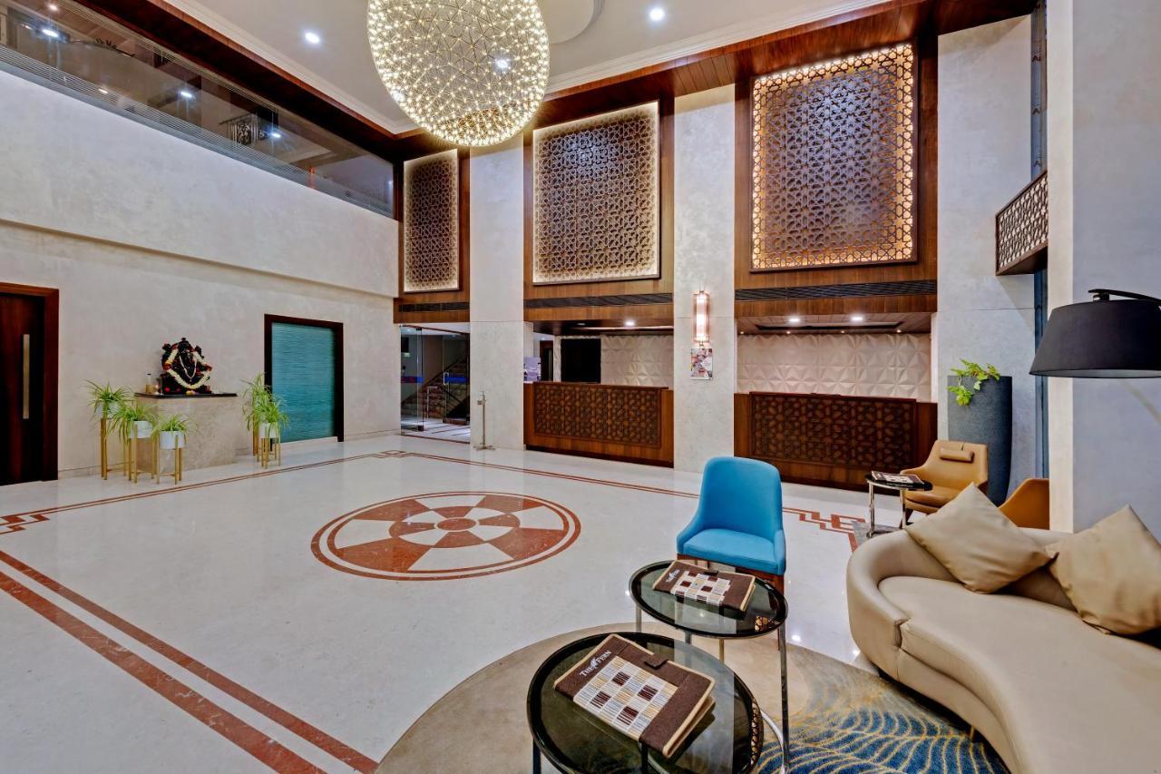 The Fern Residency Hubballi Экстерьер фото