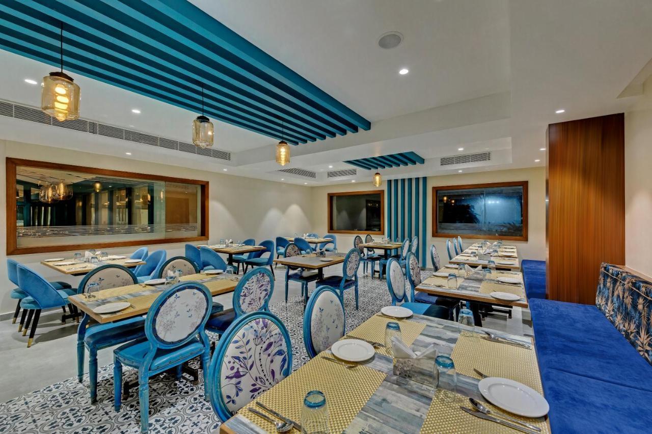 The Fern Residency Hubballi Экстерьер фото