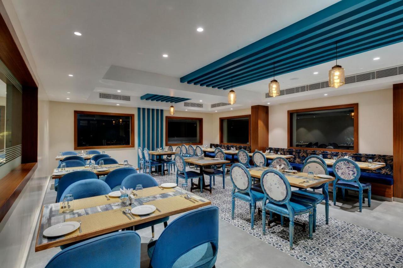 The Fern Residency Hubballi Экстерьер фото