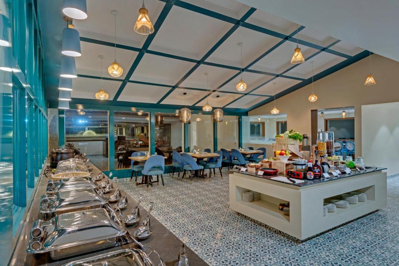 The Fern Residency Hubballi Экстерьер фото