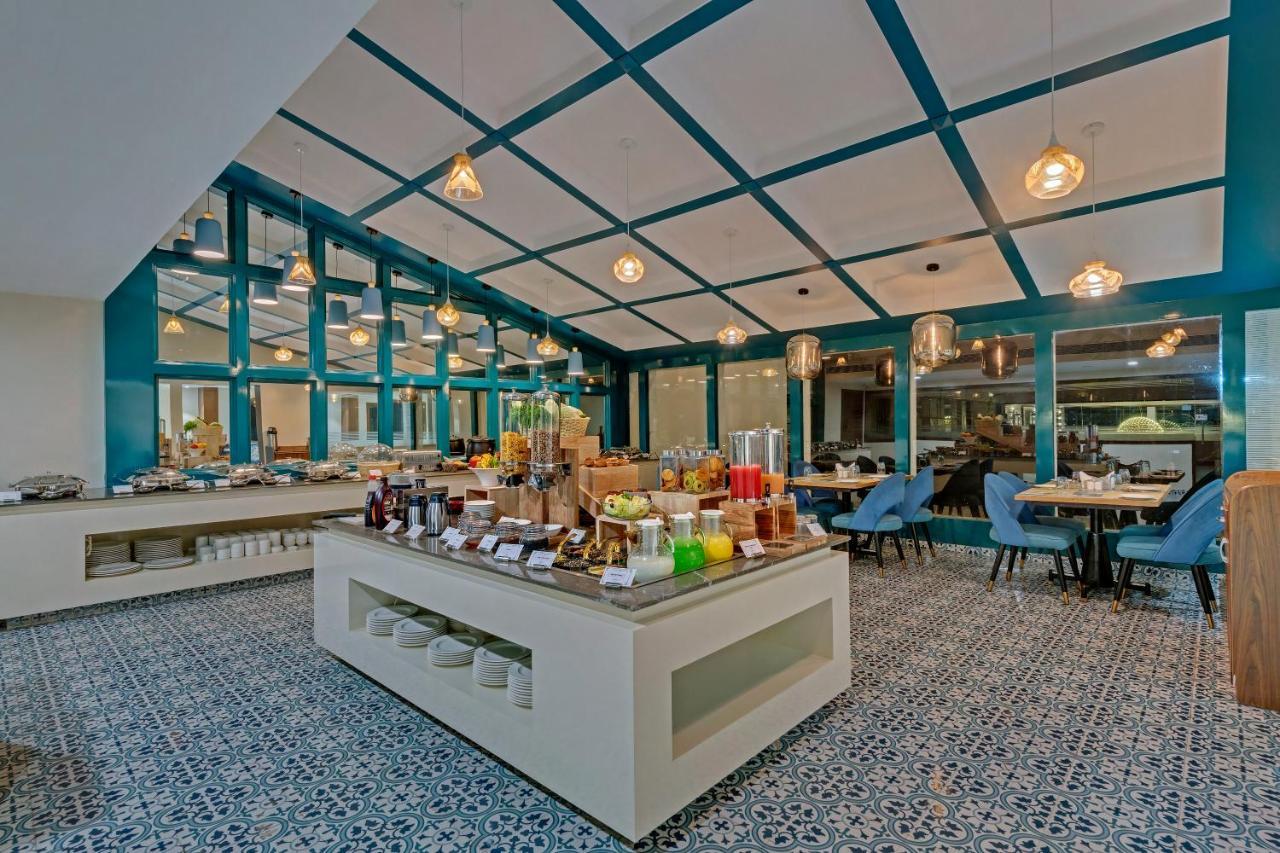 The Fern Residency Hubballi Экстерьер фото